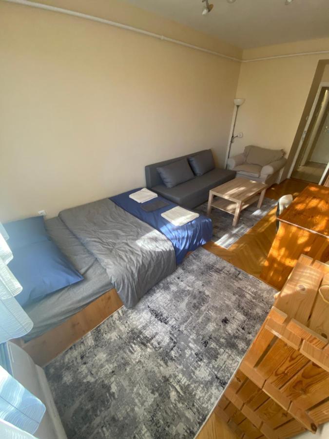 Oeguenc'S Apartment Сегед Экстерьер фото